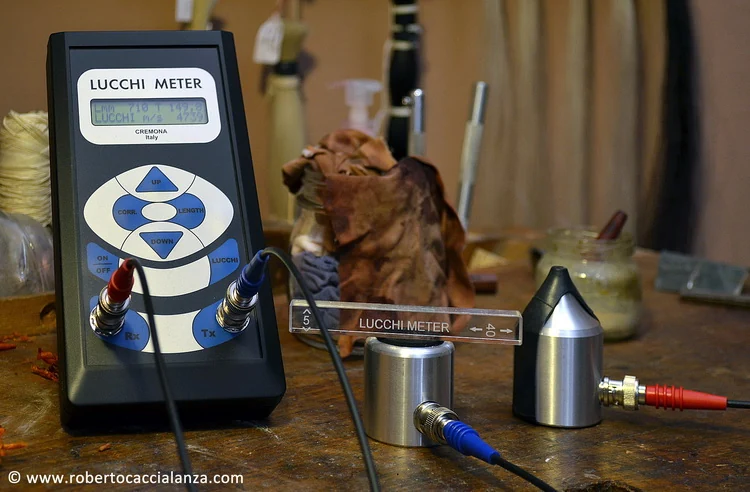 LucchiMeter utilizzato per la selezione del legno